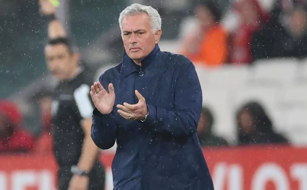 Клуб АПЛ следит за работой Моуринью и может назначить его летом | СТАВКА ТВ