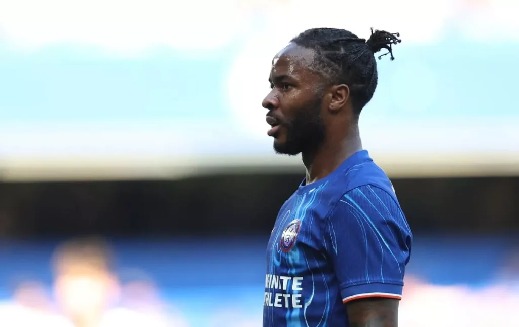 Стерлинг нарушил дисциплину в «Фейеноорде» и рискует остаться без клуба | СТАВКА ТВ