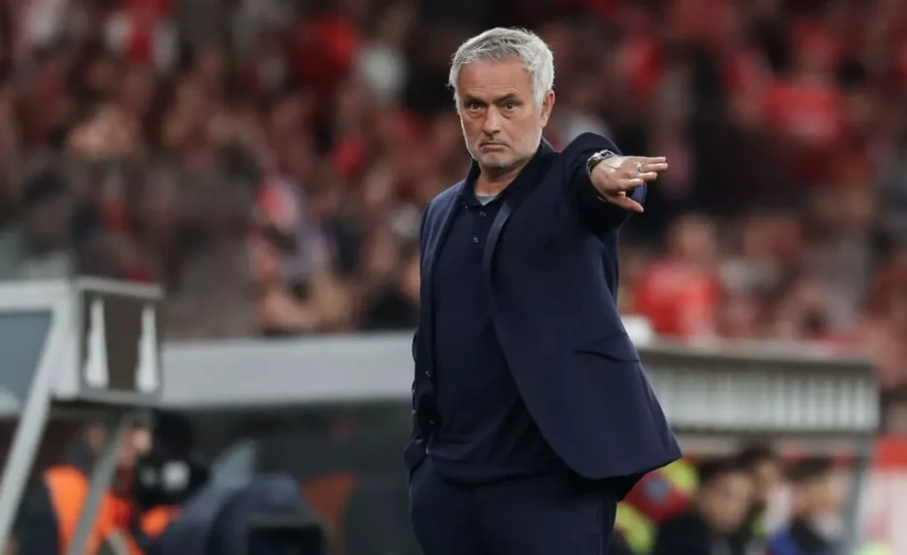 Фердинанд прокомментировал расистские обвинения в адрес Моуринью | СТАВКА ТВ