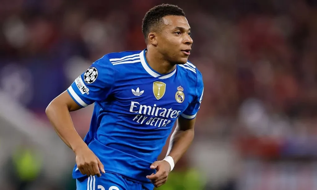 Стало известно, сыграет ли Мбаппе с «Бенфикой» | СТАВКА ТВ