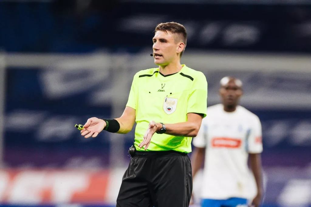 МВД возбудило дела против девяти российских футбольных арбитров | СТАВКА ТВ