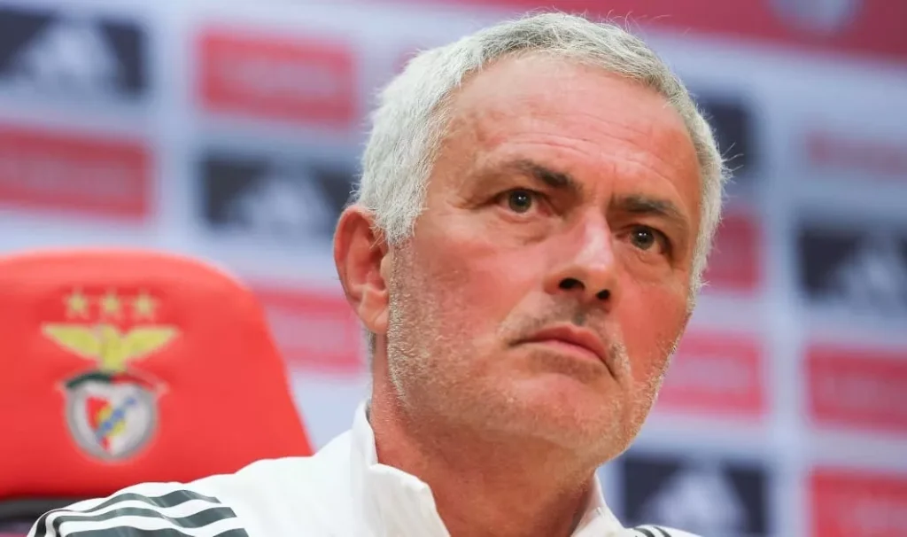 Бывший игрок сборной Франции раскритиковал Моуринью после слов о Винисиусе | СТАВКА ТВ