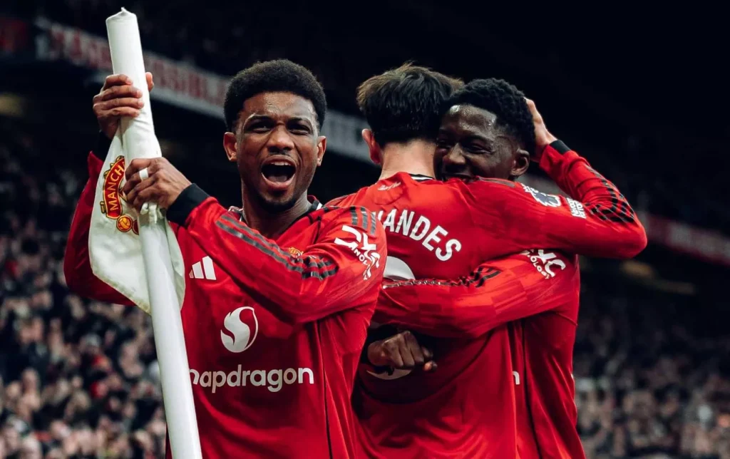 Нэвилл считает, что МЮ завершит сезон в топ-3 АПЛ | СТАВКА ТВ