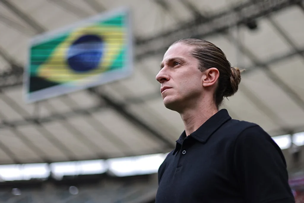 Филипе Луис игнорировал руководство «Фламенго» из-за переговоров с BlueCo | СТАВКА ТВ