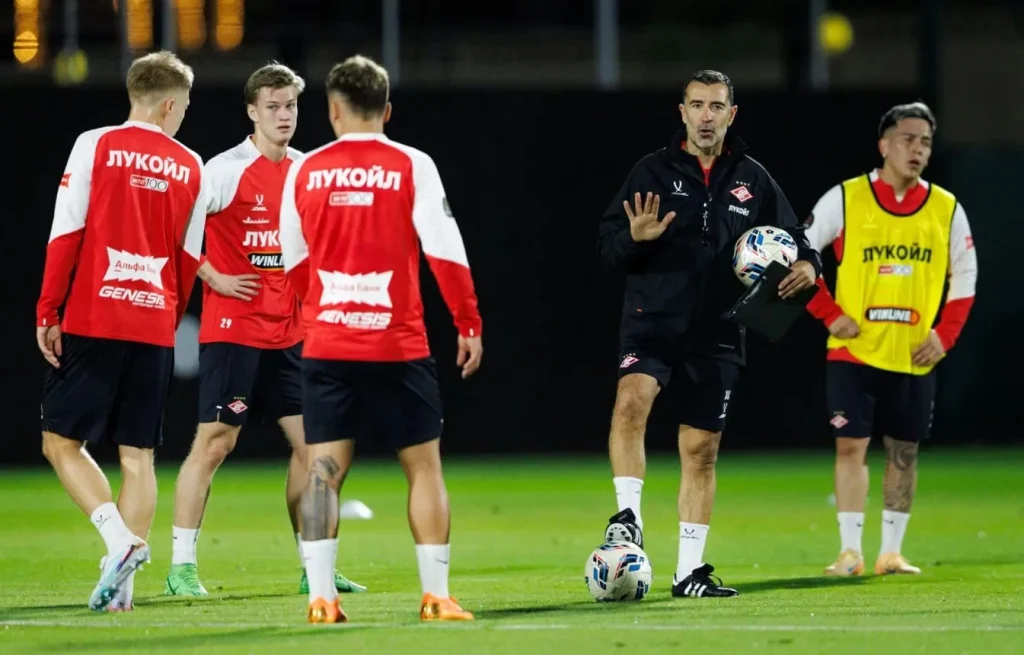 Футболист «Спартака» поделился эмоциями от работы с Хуаном Карседо | СТАВКА ТВ