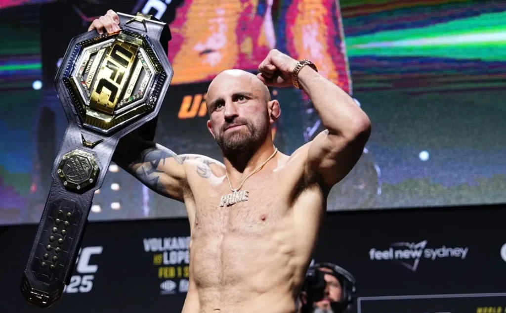 Чемпион UFC Волкановски высказался о поединке с россиянином Евлоевым | СТАВКА ТВ