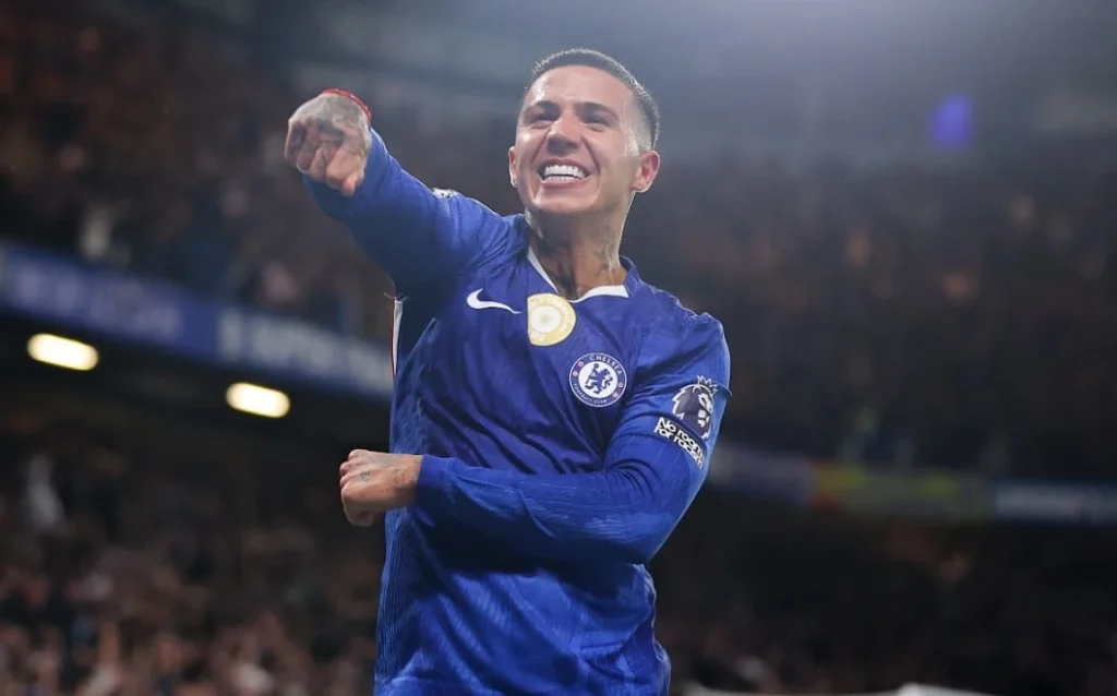 Фернандес намерен покинуть «Челси» – аргентинец назвал клуб, в котором хотел бы оказаться | СТАВКА ТВ